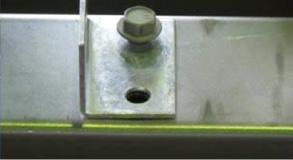 3.一本目は仮止めしておく